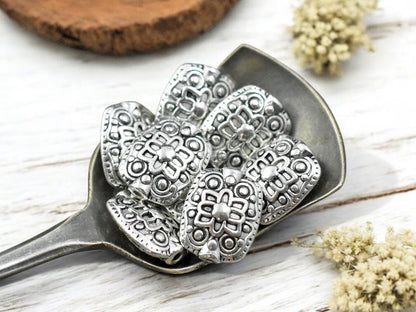 *25* 11x13mm Antique Silver Floral Rectangle Beads