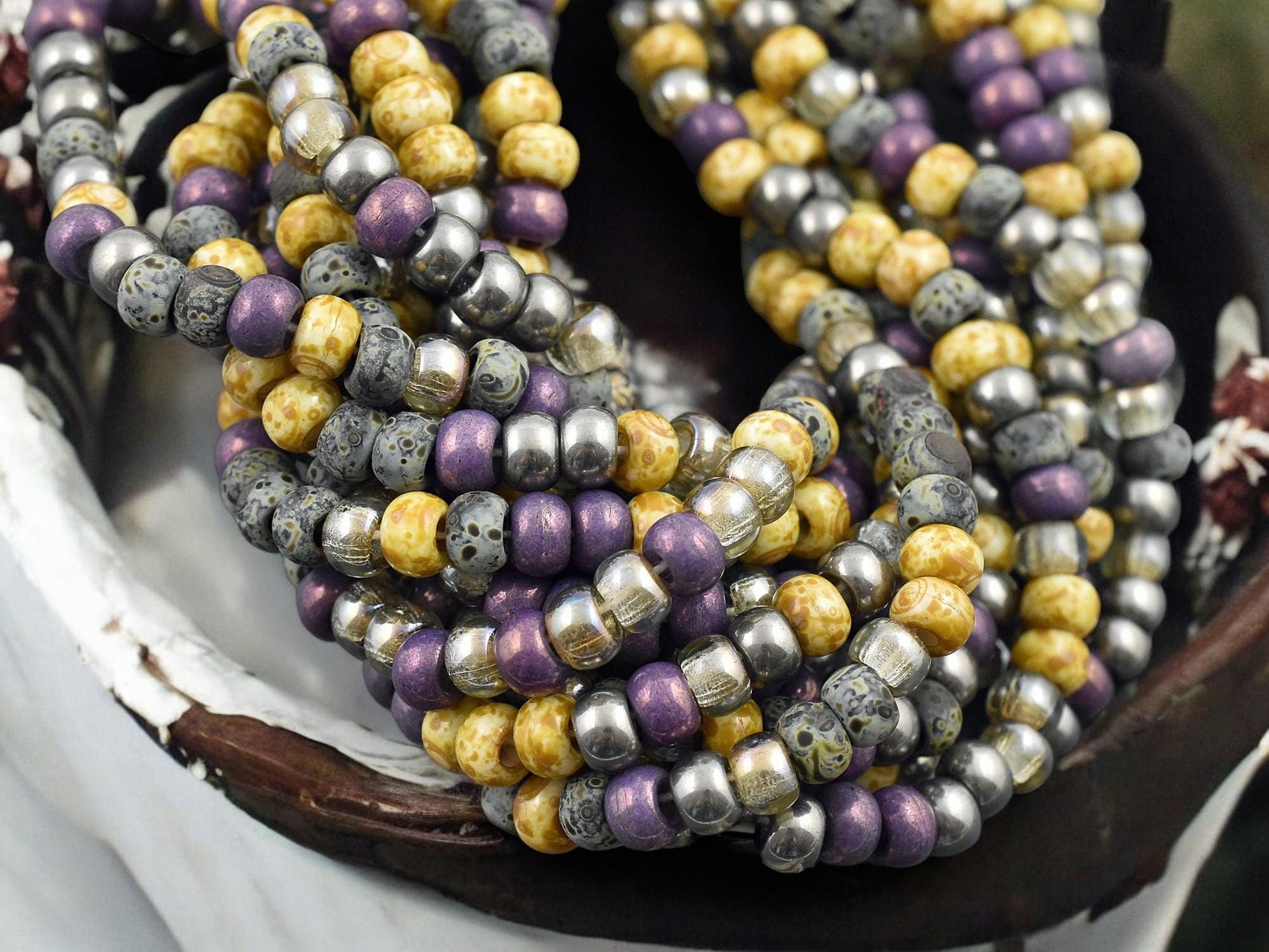 2/0 Aged Imperial Purple Picasso Mix Seed Beads (21" Strand)