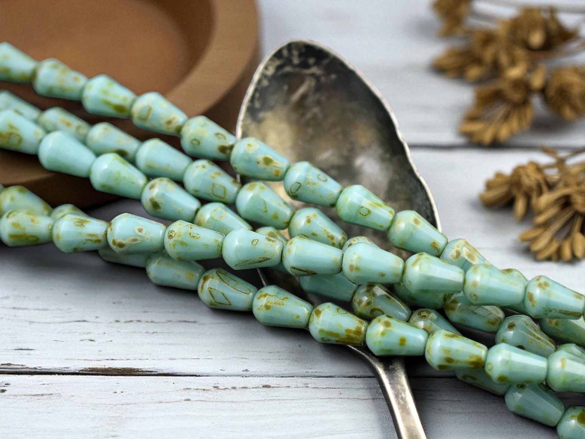 *19* 6x8mm Opaque Turquoise Picasso Vertical Teardrop Beads