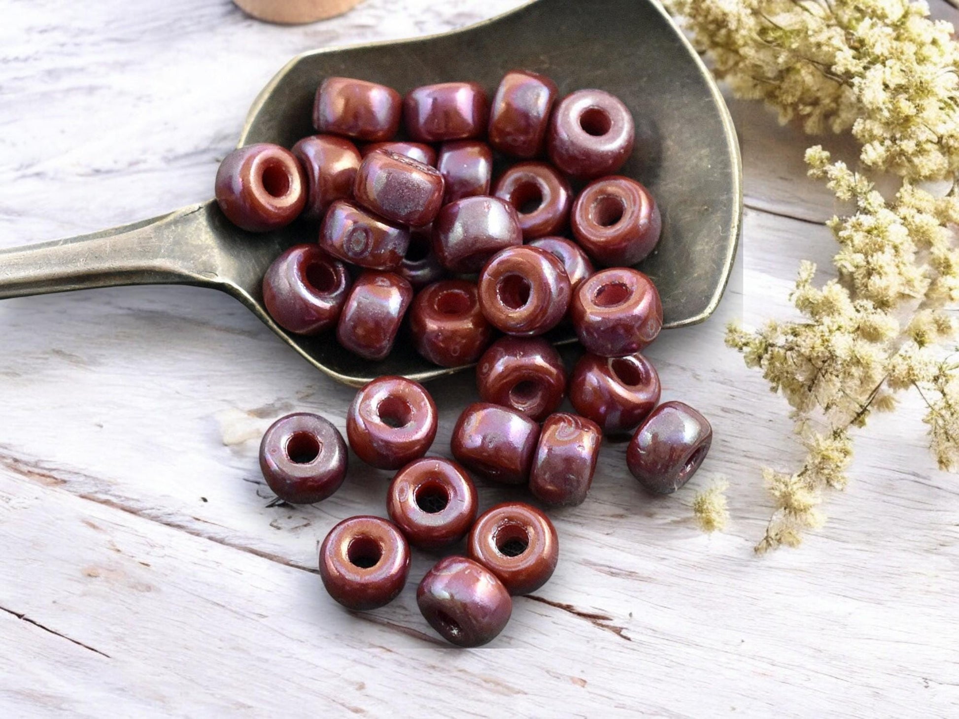 20g Red Nebula 2/0 Matubo Beads