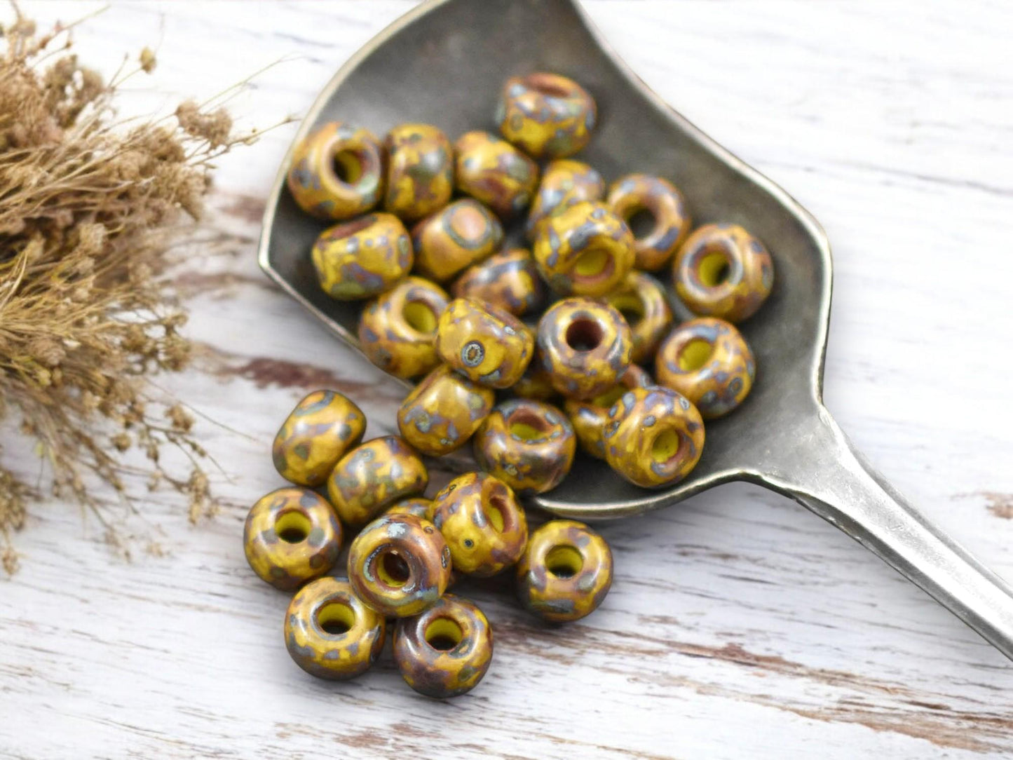 20g Yellow Travertine 2/0 Matubo Beads