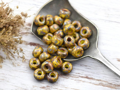 20g Yellow Travertine 2/0 Matubo Beads