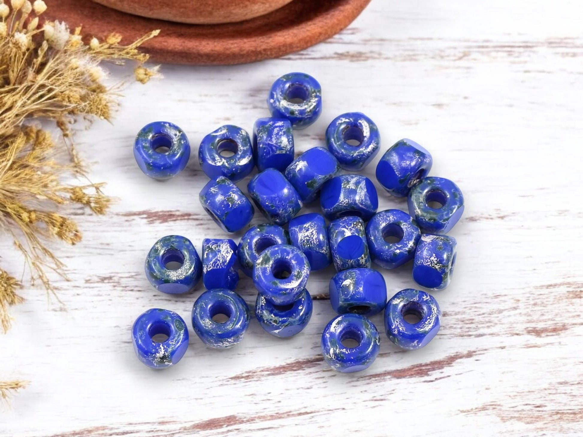 20g 3 Cut Opaque Blue Rembrandt 2/0 Matubo Beads
