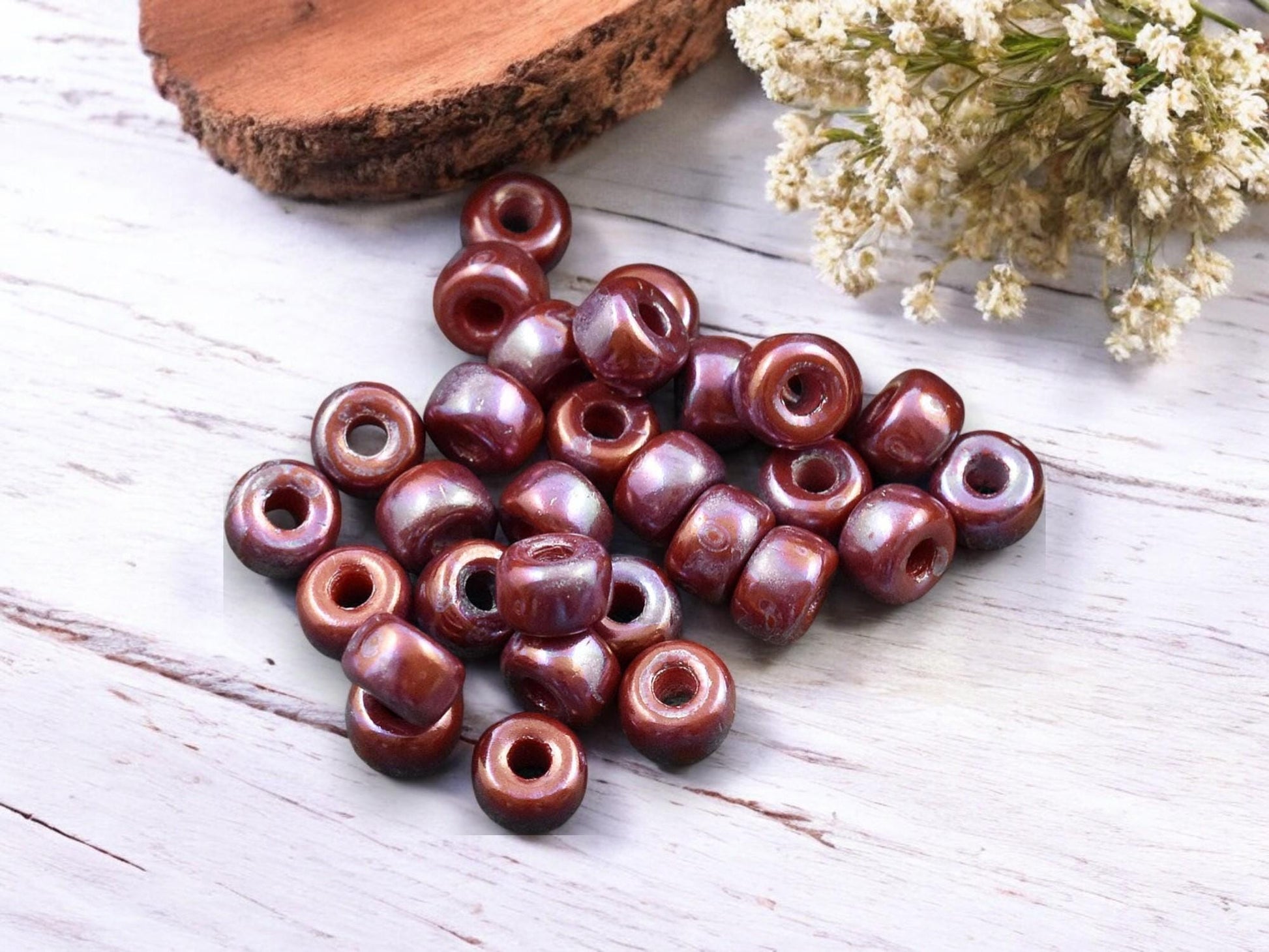 20g Red Nebula 2/0 Matubo Beads