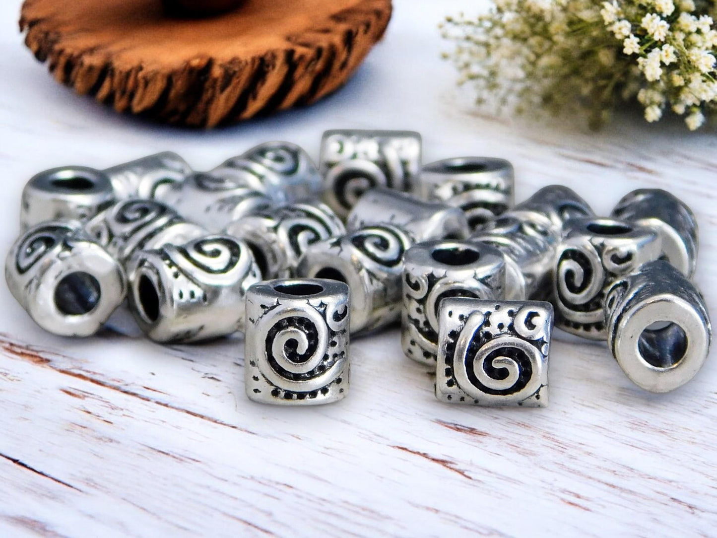 *50* 7x6mm Antique Silver Spiral Design Barrel Beads