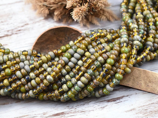 5/0 Aged Smoke and Mirrors Picasso Mix Seed Beads (21" Strand)