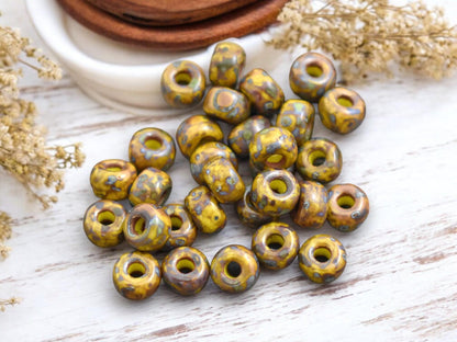 20g Yellow Travertine 2/0 Matubo Beads