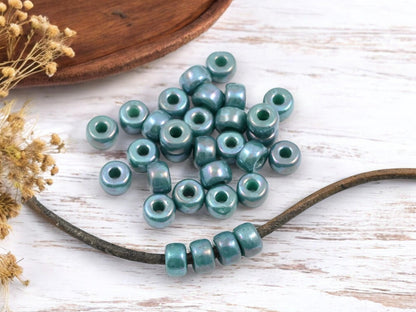 20g Green Turquoise Nebula 2/0 Matubo Beads