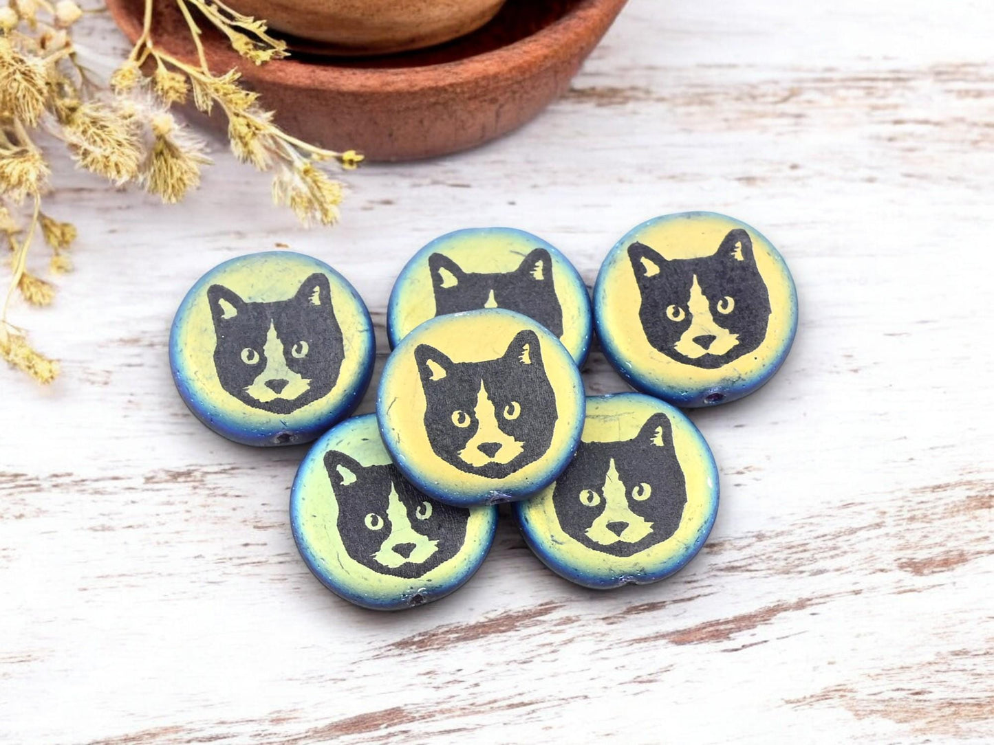 Czech Glass Beads - Cat Beads - Animal Beads - Laser Etched Beads - Laser Tattoo Beads - 17mm - 6pcs - (5734)