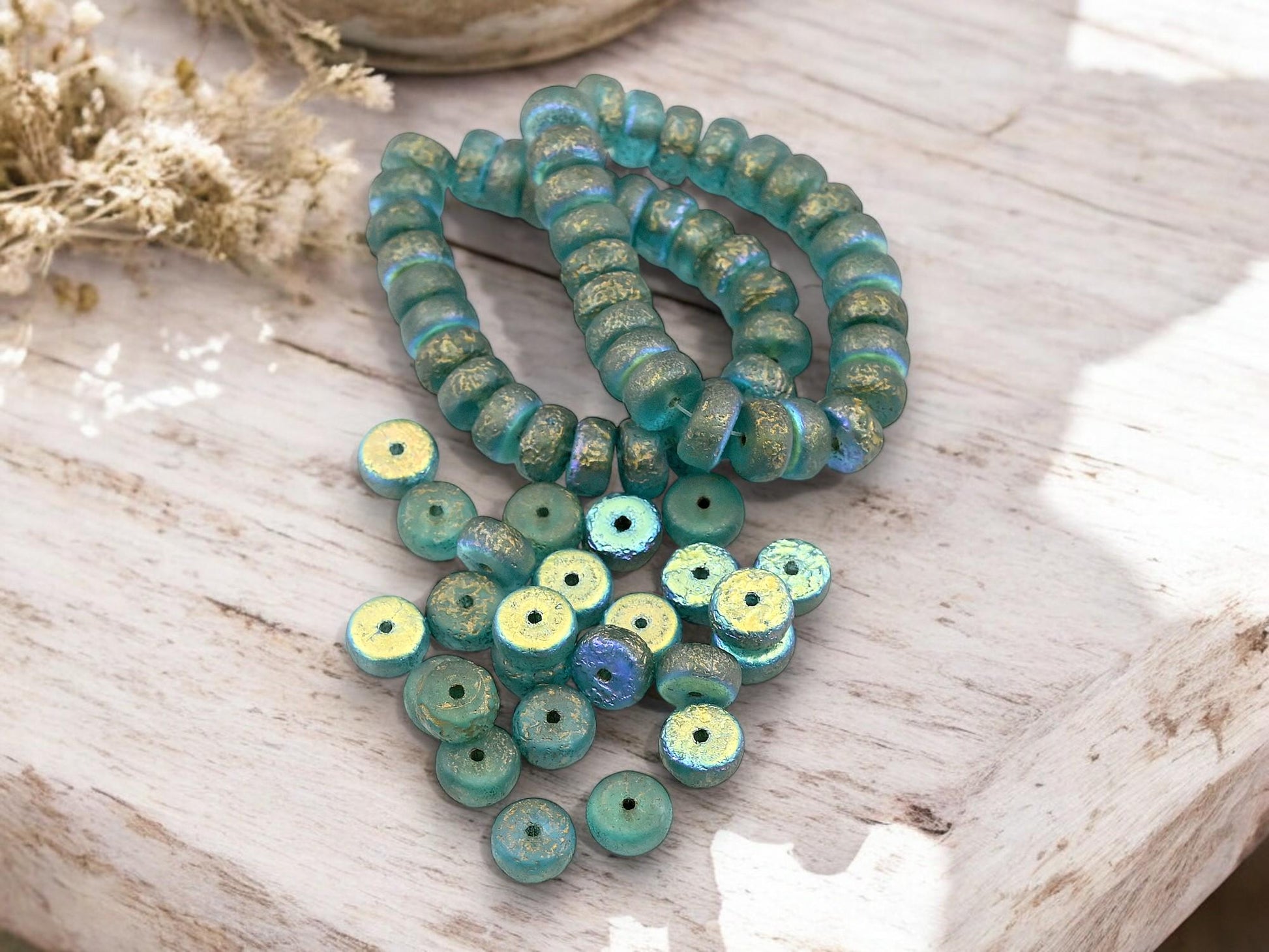 Heishi Beads - Czech Glass Beads - Spacer Beads - Picasso Beads - Rondelle Beads - 8x4mm - 25pcs - (4158)