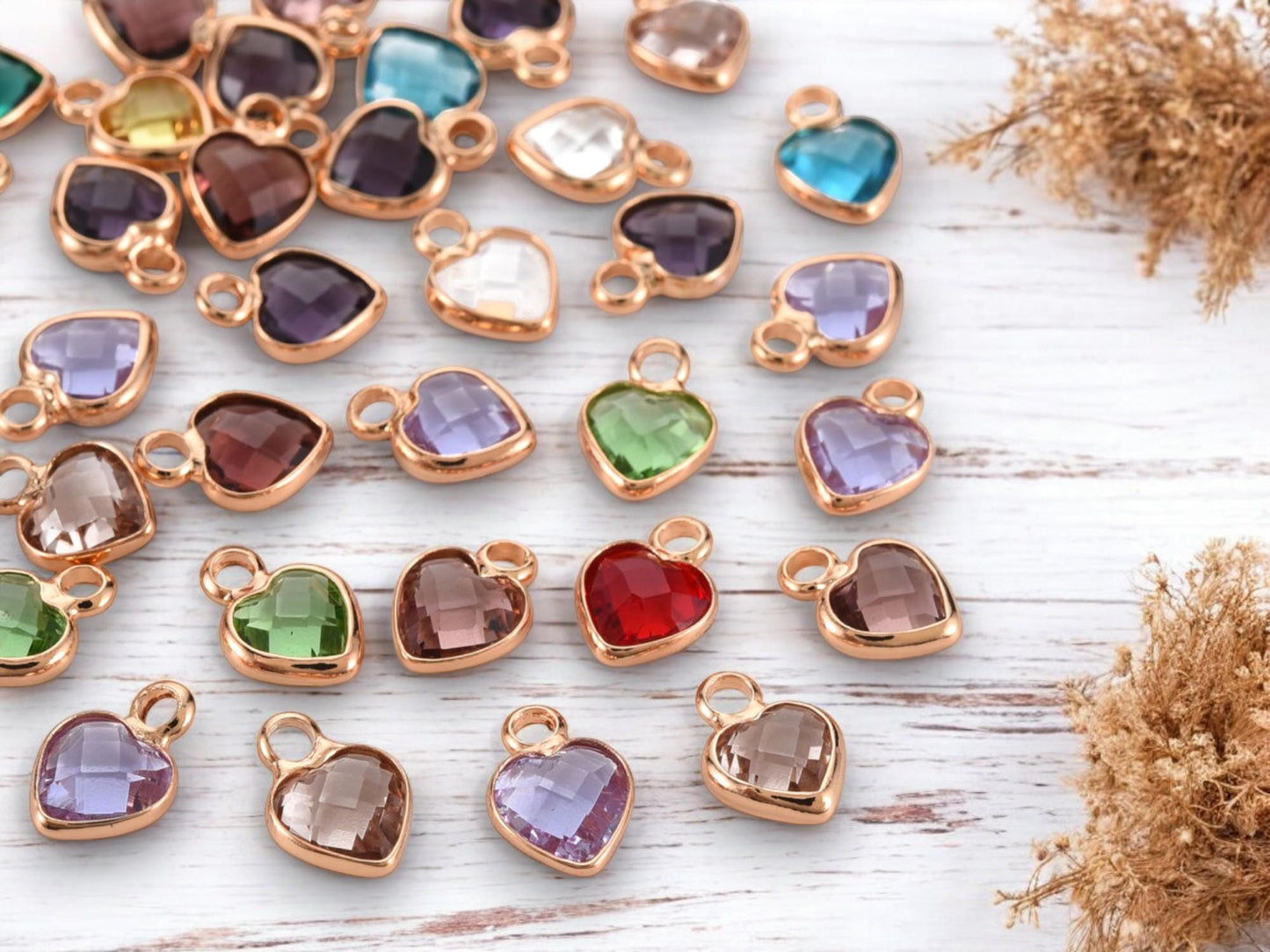 Heart Charms - Glass Charms - Bezel Charm - Gold Connectors - Mixed Charms - 10pc - 9x7mm - (2629)