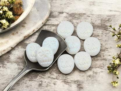 Czech Glass Beads - Skull Beads - Sugar Skull - Picasso Beads - Voodoo Beads - 15x13mm - 9pcs - (A74)