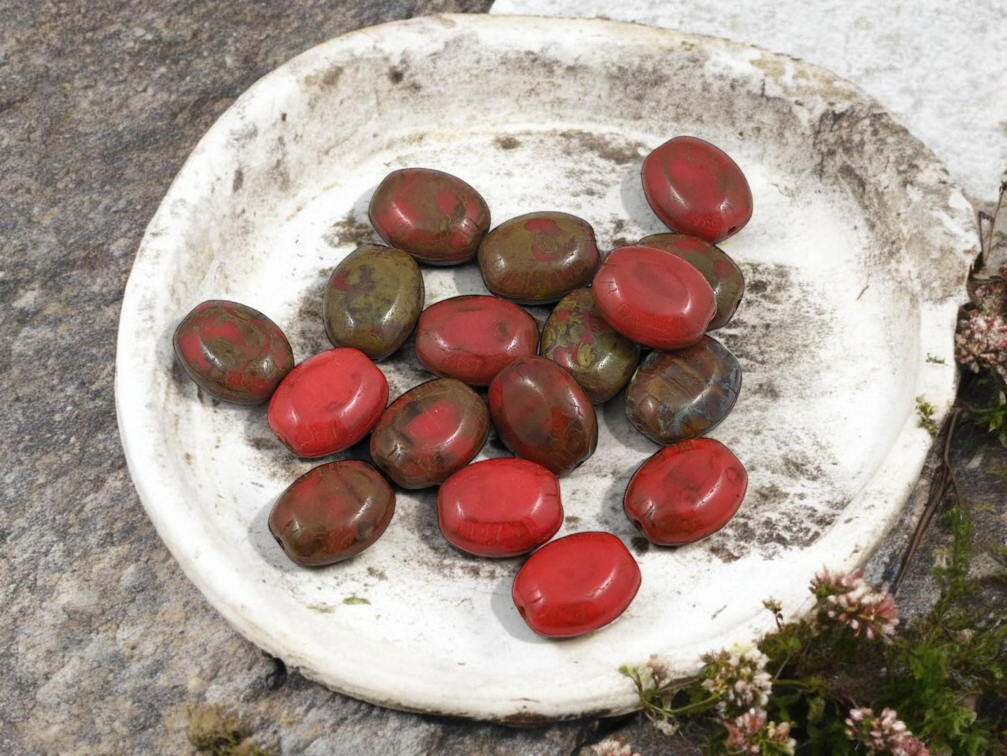 Czech Glass Beads - Picasso Beads - Oval Beads - Vintage Beads - 11x9mm - 8 inch strand - (A543)