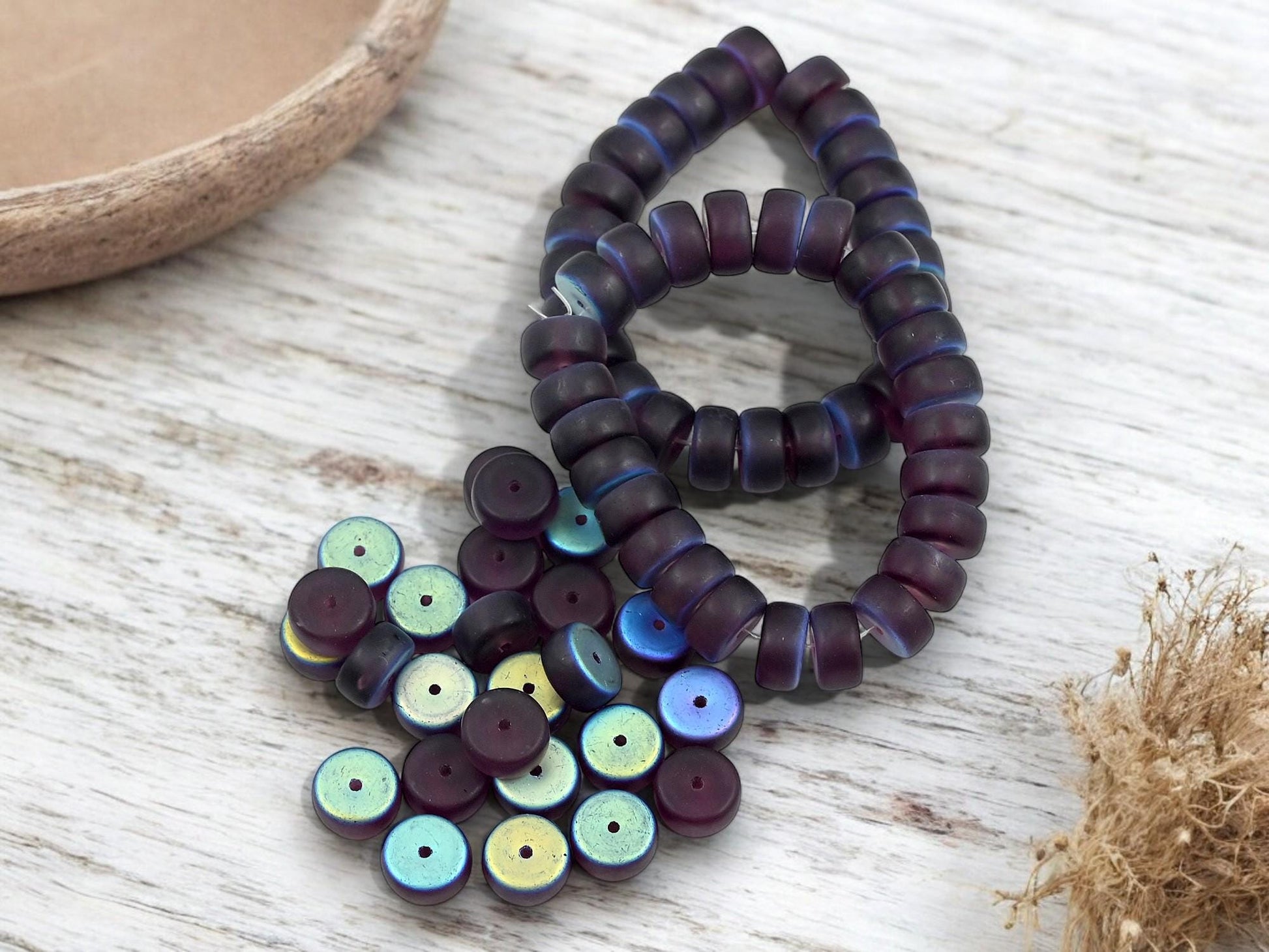 Heishi Beads - Czech Glass Beads - Spacer Beads - Rondelle Beads - 8x4mm - 25pcs - (A29)