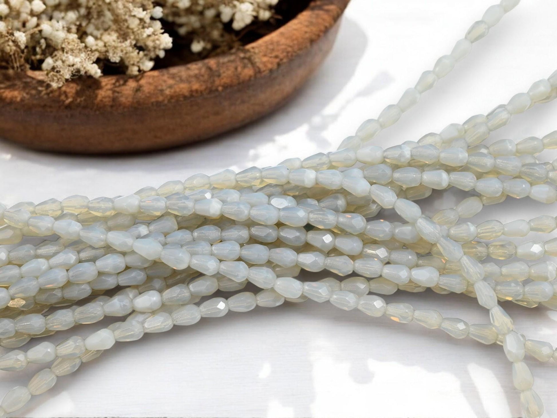 Czech Glass Beads - Teardrop Beads - Faceted Beads - Fire Polished Beads - 7x5mm - 30pcs - (B812)