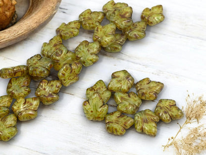 Leaf Beads - Czech Glass Beads - Picasso Beads - Fall Beads - Czech Leaves - 16x14mm - 8pcs - (5445)