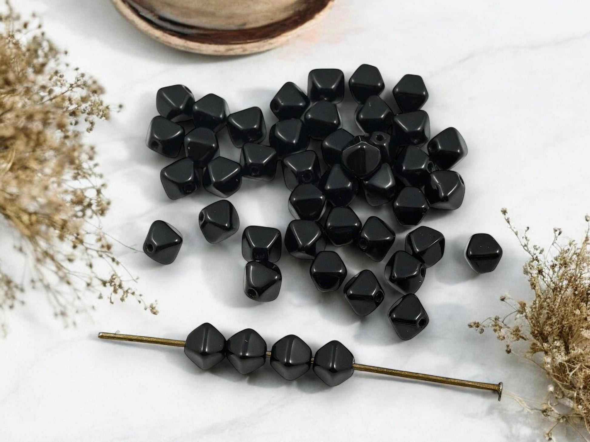 Czech Glass Beads - Black Beads - Lucerna Bicone - Bicone Beads - Spacer Beads - 5mm - 100pcs - (B766)