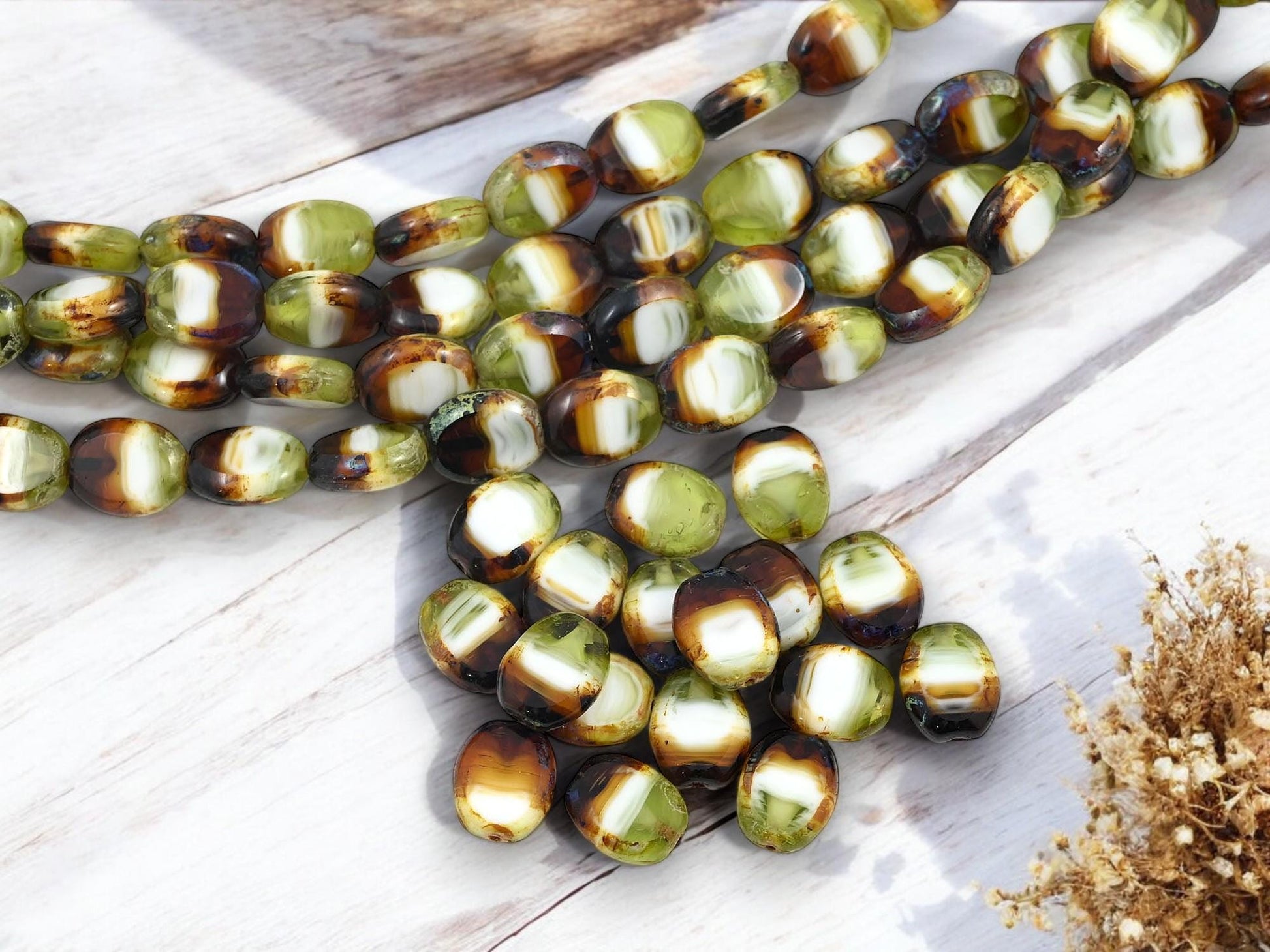 Picasso Beads - Czech Glass Beads - Old Stock Beads - Oval Beads - 12x8mm - 17pcs - (5948)