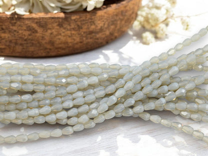 Czech Glass Beads - Teardrop Beads - Faceted Beads - Fire Polished Beads - 7x5mm - 30pcs - (B812)