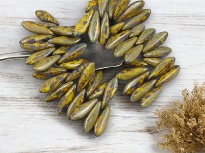 Czech Glass Beads - Dagger Beads - 5x16mm Dagger - Picasso Beads - 25pcs - (1913)