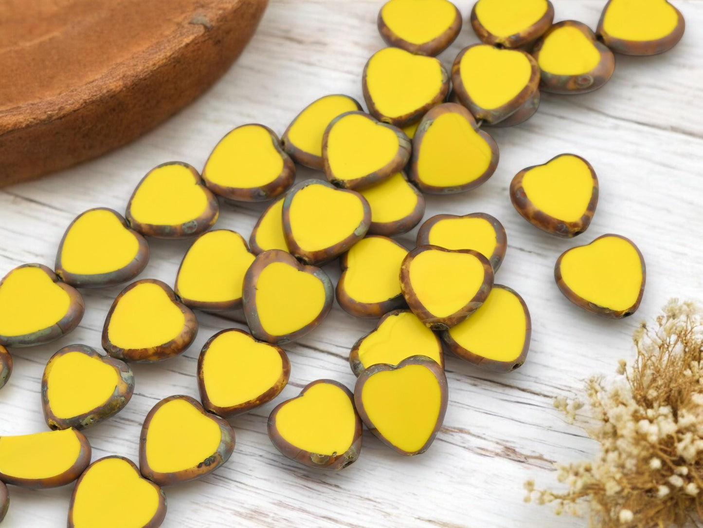 Heart Beads - Czech Glass Beads - Valentines Beads - Picasso Beads - 15mm - 6pcs - (2000)