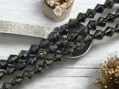 Czech Glass Large Faceted Bicone Beads - Vintage Stock - 17pcs - 12mm - (3747)