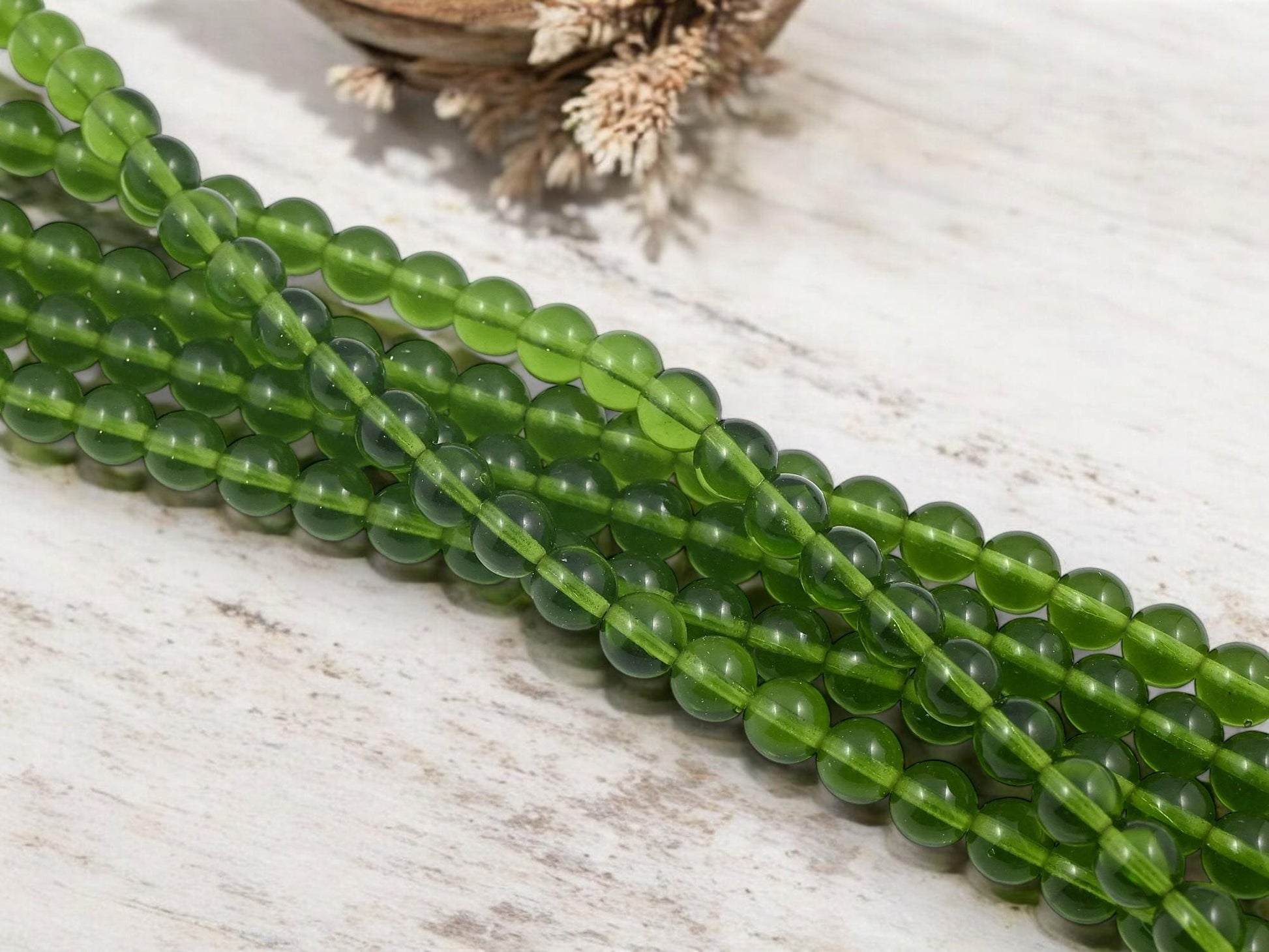 Czech Glass Beads - Round Beads - Olivine Green - Druks - 8mm Beads - 25pcs - (B112)