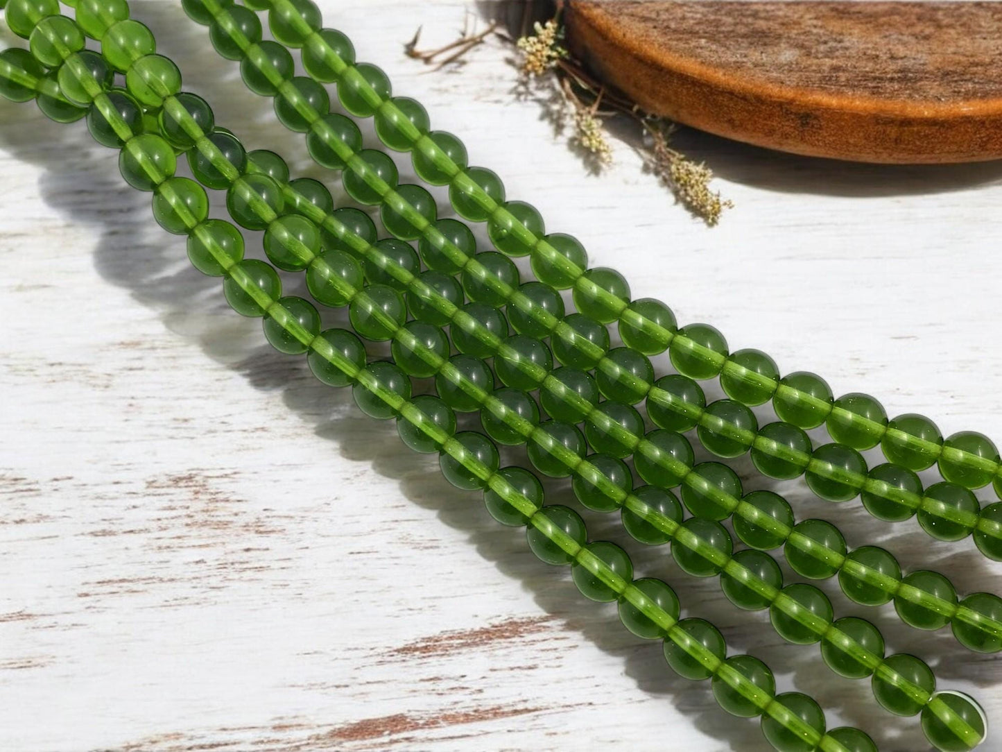 Czech Glass Beads - Round Beads - Olivine Green - Druks - 8mm Beads - 25pcs - (B112)