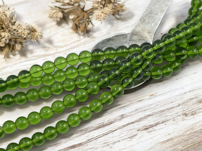 Czech Glass Beads - Round Beads - Olivine Green - Druks - 8mm Beads - 25pcs - (B112)
