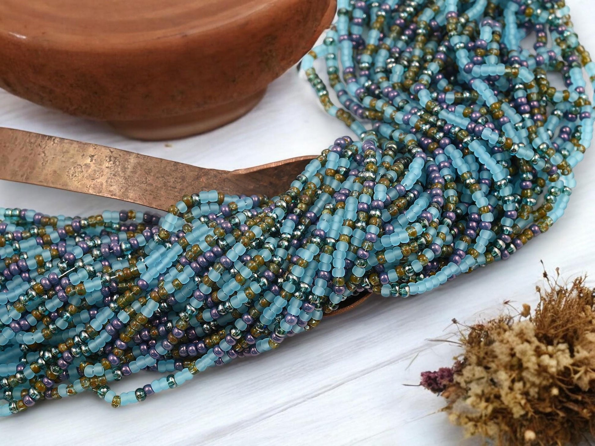 Picasso Seed Beads - Aged Picasso Beads - Czech Glass Beads - Size 8 Seed Beads - 8/0 - 22" Strand - (B349)