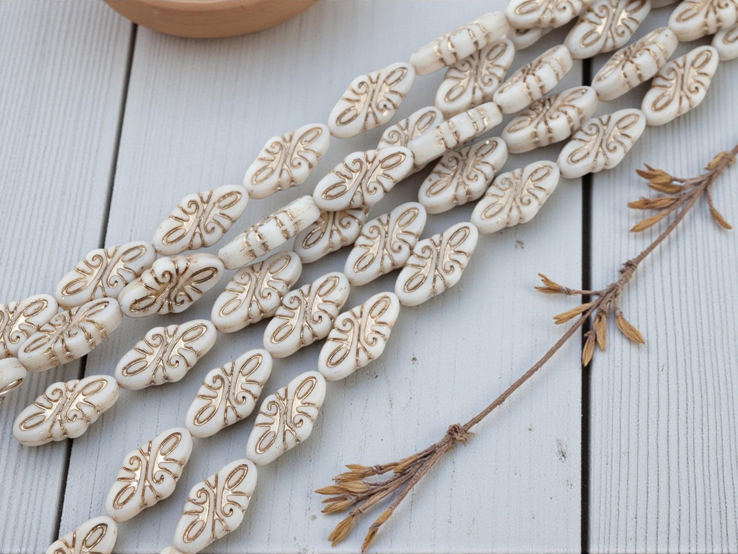 *6* 19x9mm Platinum Washed Matte Opaque Alabaster Arabesque Diamond Beads