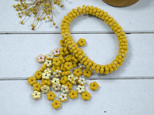 Daisy Spacers - Daisy Beads - Czech Glass Beads - Flower Beads - Forget Me Not Beads - Spacer Beads - 5mm - 50pcs - (4095)