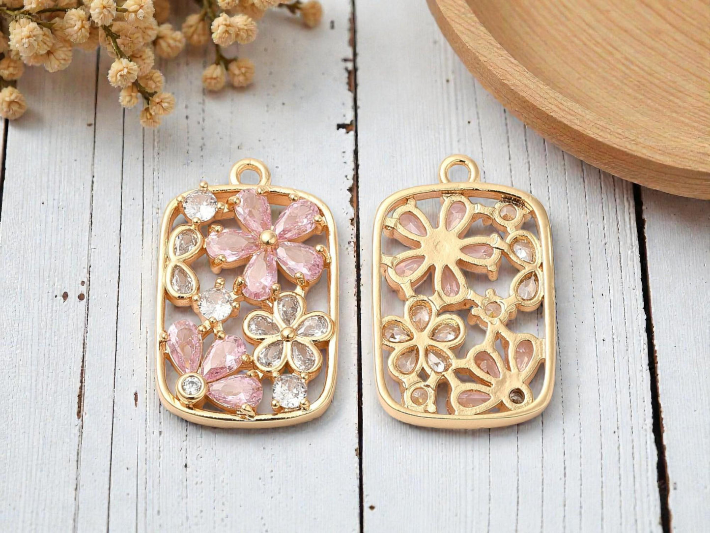 Metal Pendant - Gold Pendant - Rhinestone Pendant - Floral Pendant - 26x16mm - 1pc - (5003)