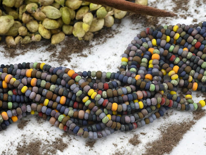Picasso Seed Beads - Aged Picasso Beads - Czech Glass Beads - Size 5 Seed Beads - 5/0 - 21" Strand - (4372)