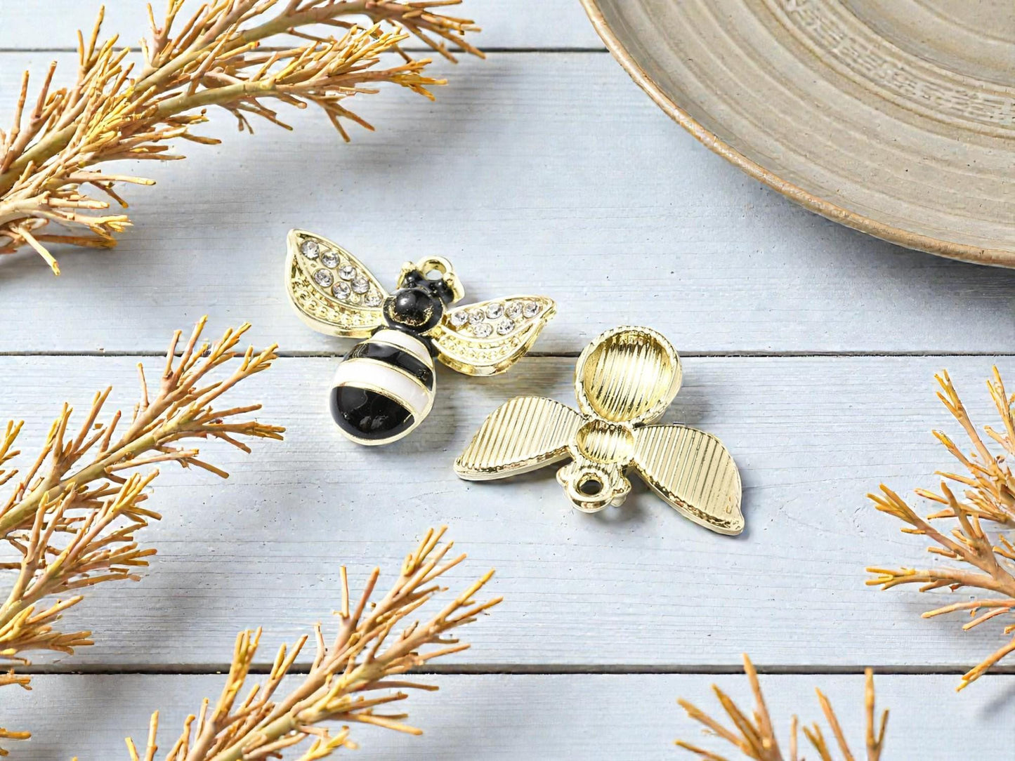 Enamel Bee Charms - Gold Plated Bumble Bee, 15x12mm - 10pcs - (3435)