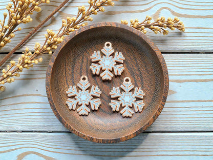 Metal Charms - Snowflake Charms - Christmas Charms - Holiday Charms - Enamel Charms - 5pcs - 22x18mm - (511)