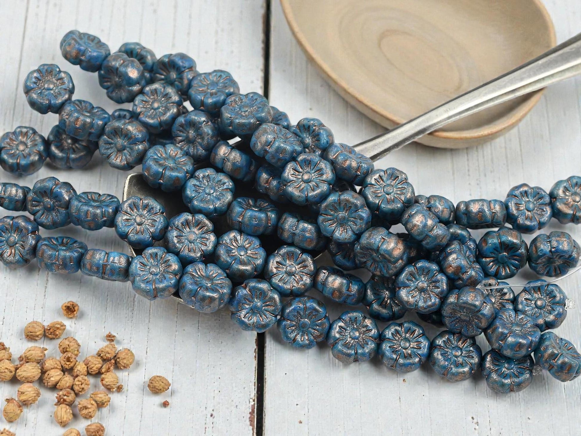 Czech Glass Beads - Flower Beads - Hawaiian Hibiscus Flower Beads - Picasso Beads - 8mm - 12pcs - (565)