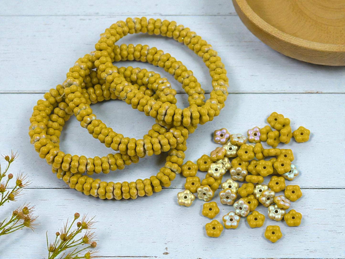 Daisy Spacers - Daisy Beads - Czech Glass Beads - Flower Beads - Forget Me Not Beads - Spacer Beads - 5mm - 50pcs - (4095)