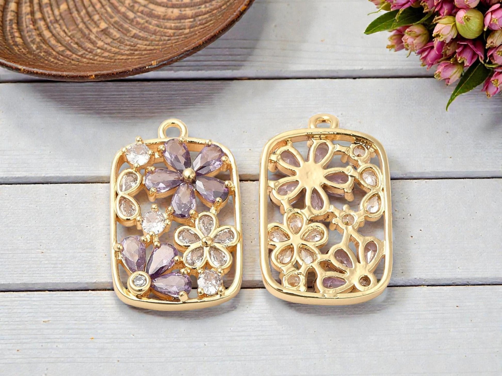 Metal Pendant - Gold Pendant - Rhinestone Pendant - Floral Pendant - 26x16mm - 1pc - (4640)