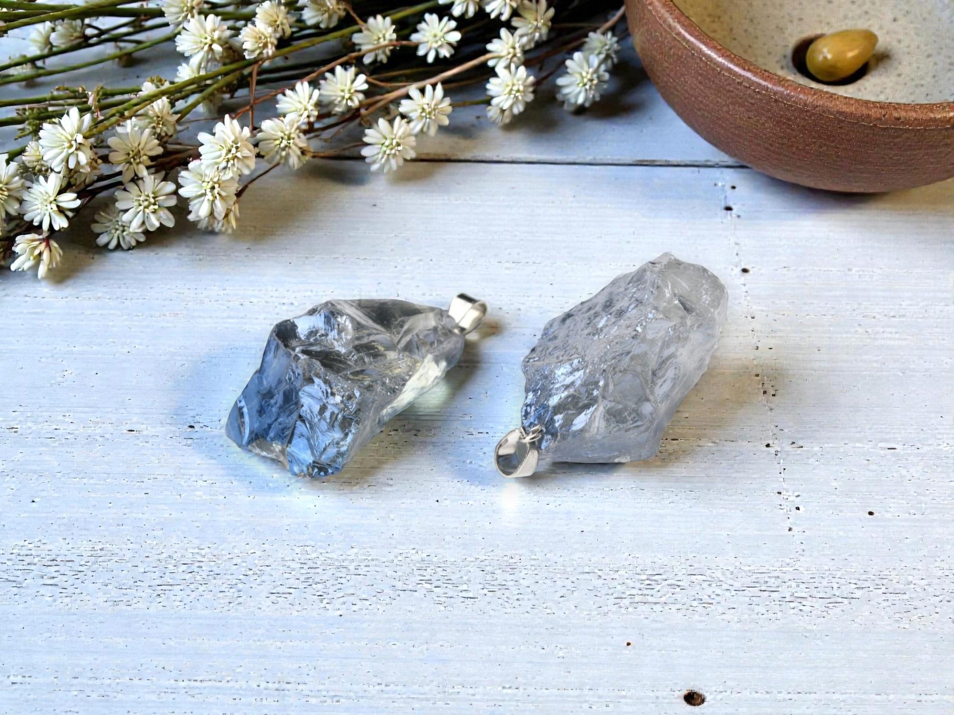 Natural Blue Quartz Crystal Pendant with bail - 1pcs - (2516)
