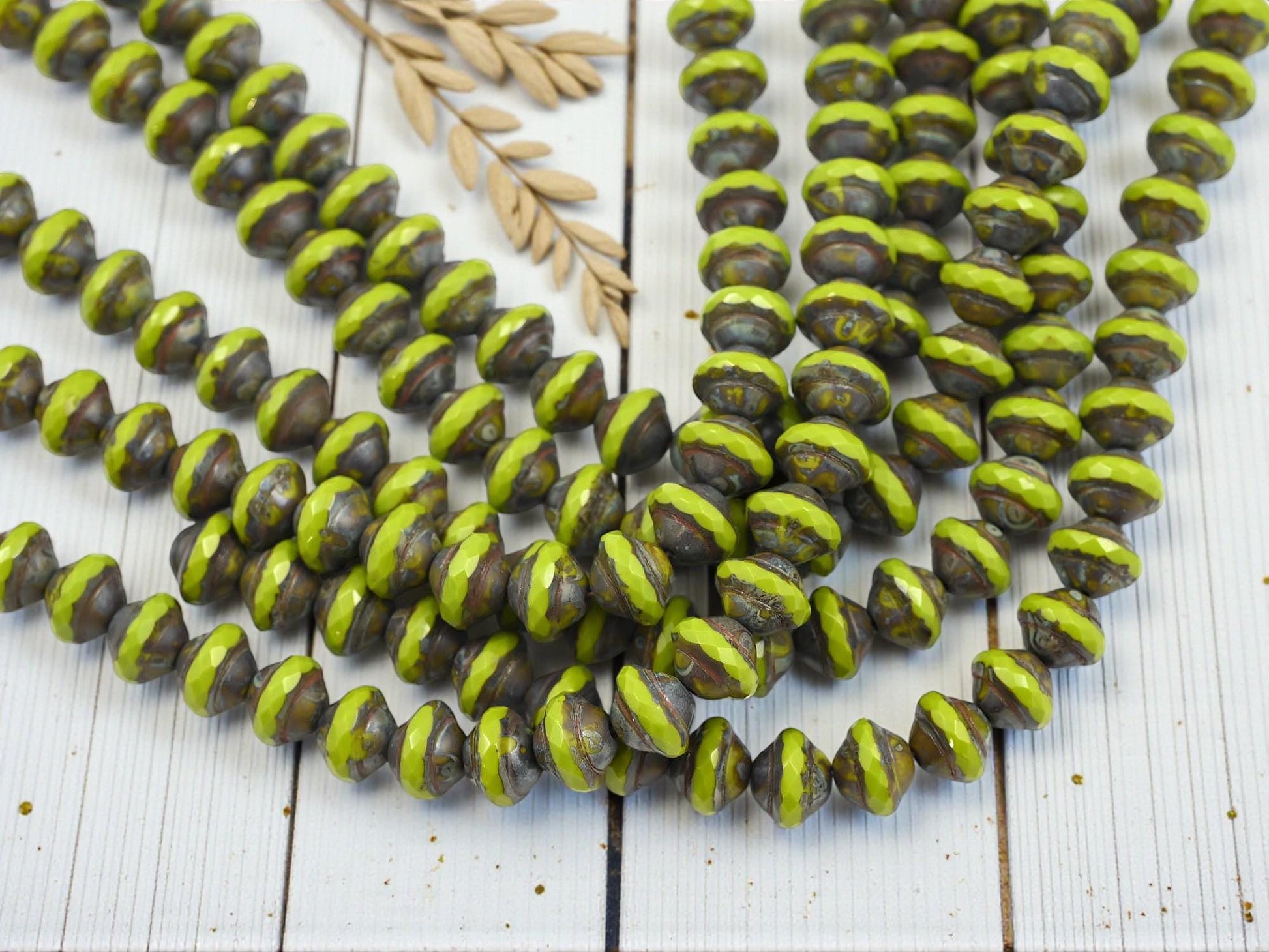 Czech Glass Beads - Saturn Beads - Picasso Beads - Old Stock Beads - 26pcs - 7x9mm - (4631)