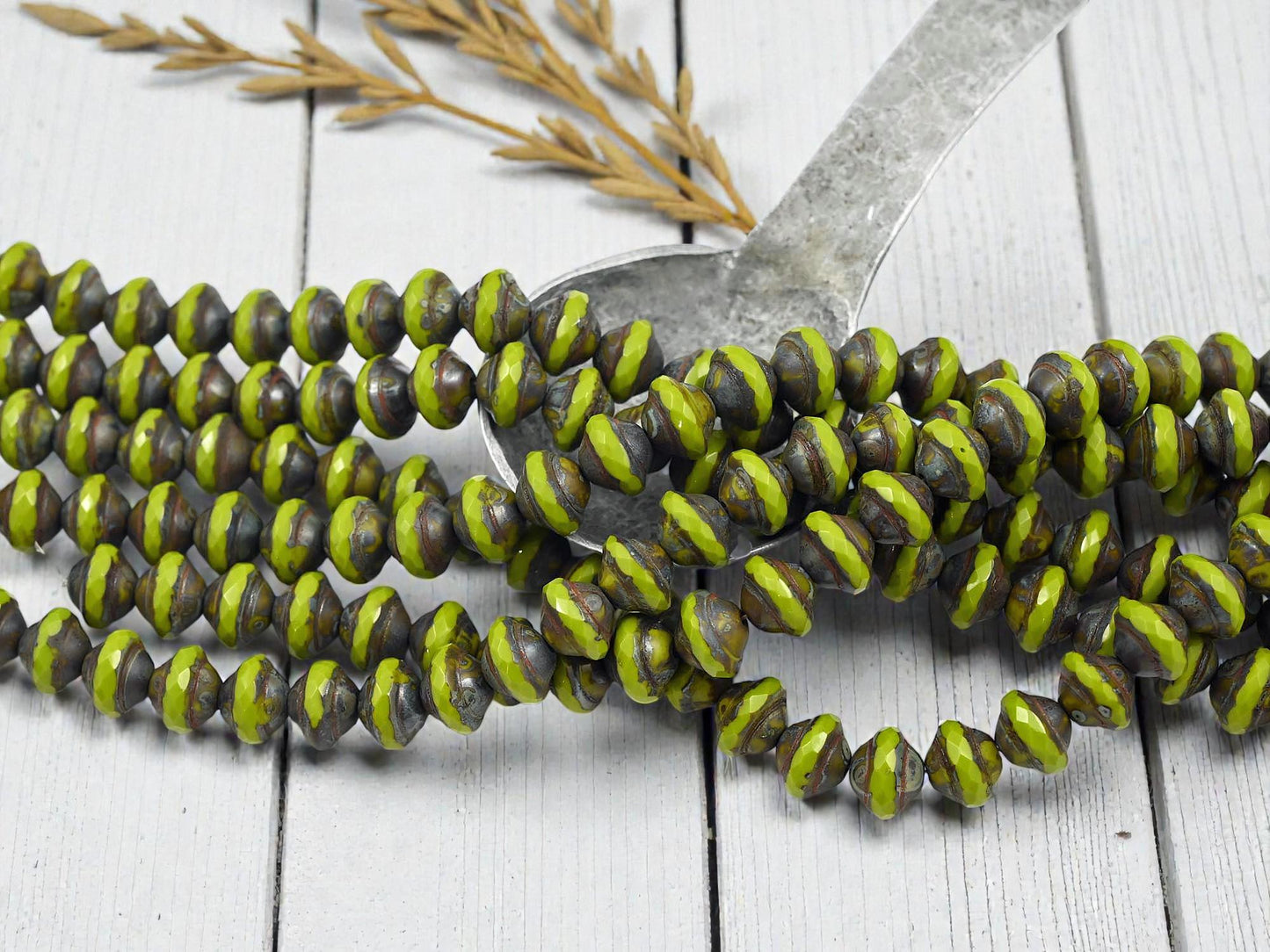 Czech Glass Beads - Saturn Beads - Picasso Beads - Old Stock Beads - 26pcs - 7x9mm - (4631)