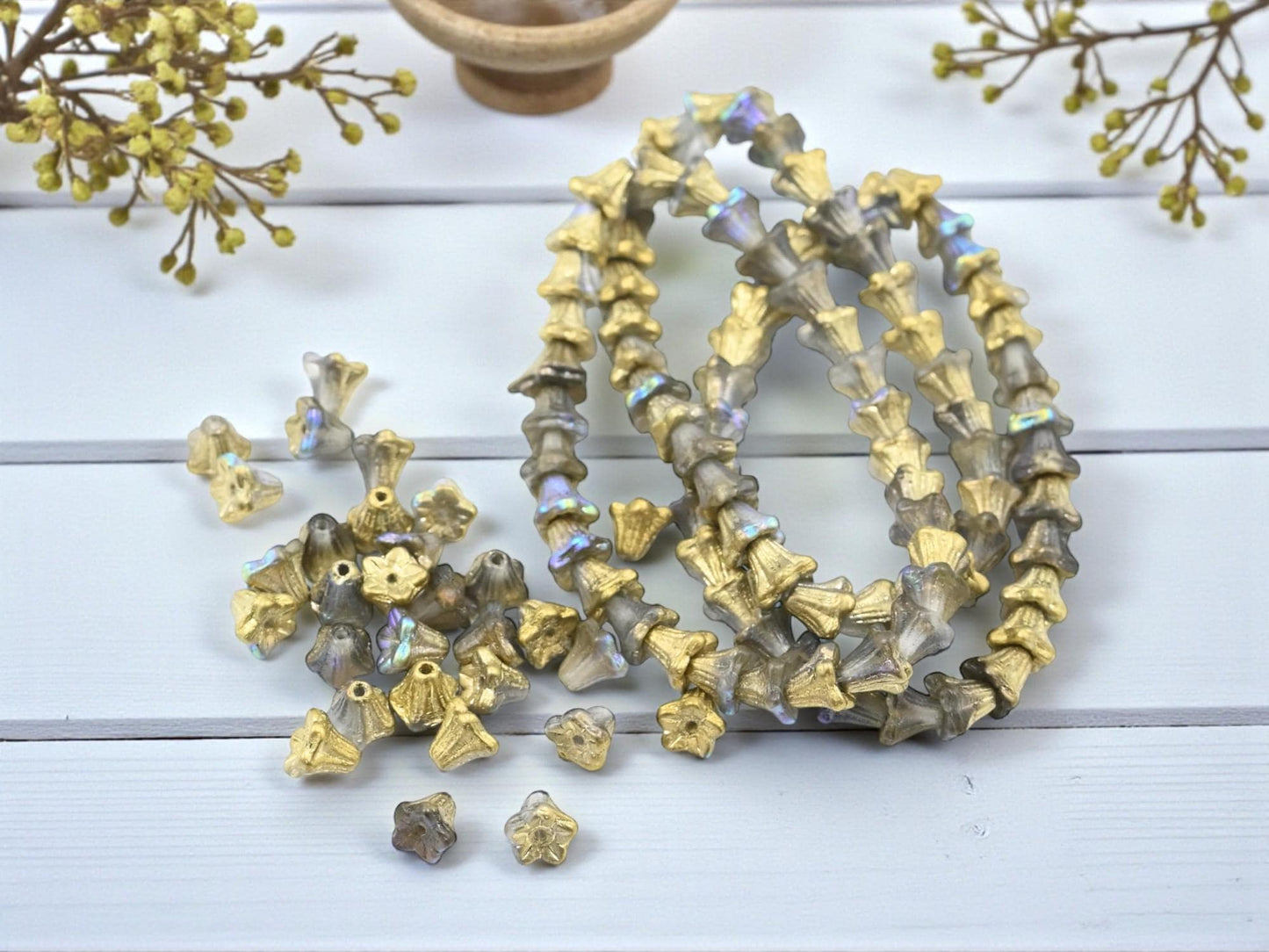 Czech Glass Beads - Bell Flower - Small Flower Beads - 5x6mm - 30pcs - (5502)