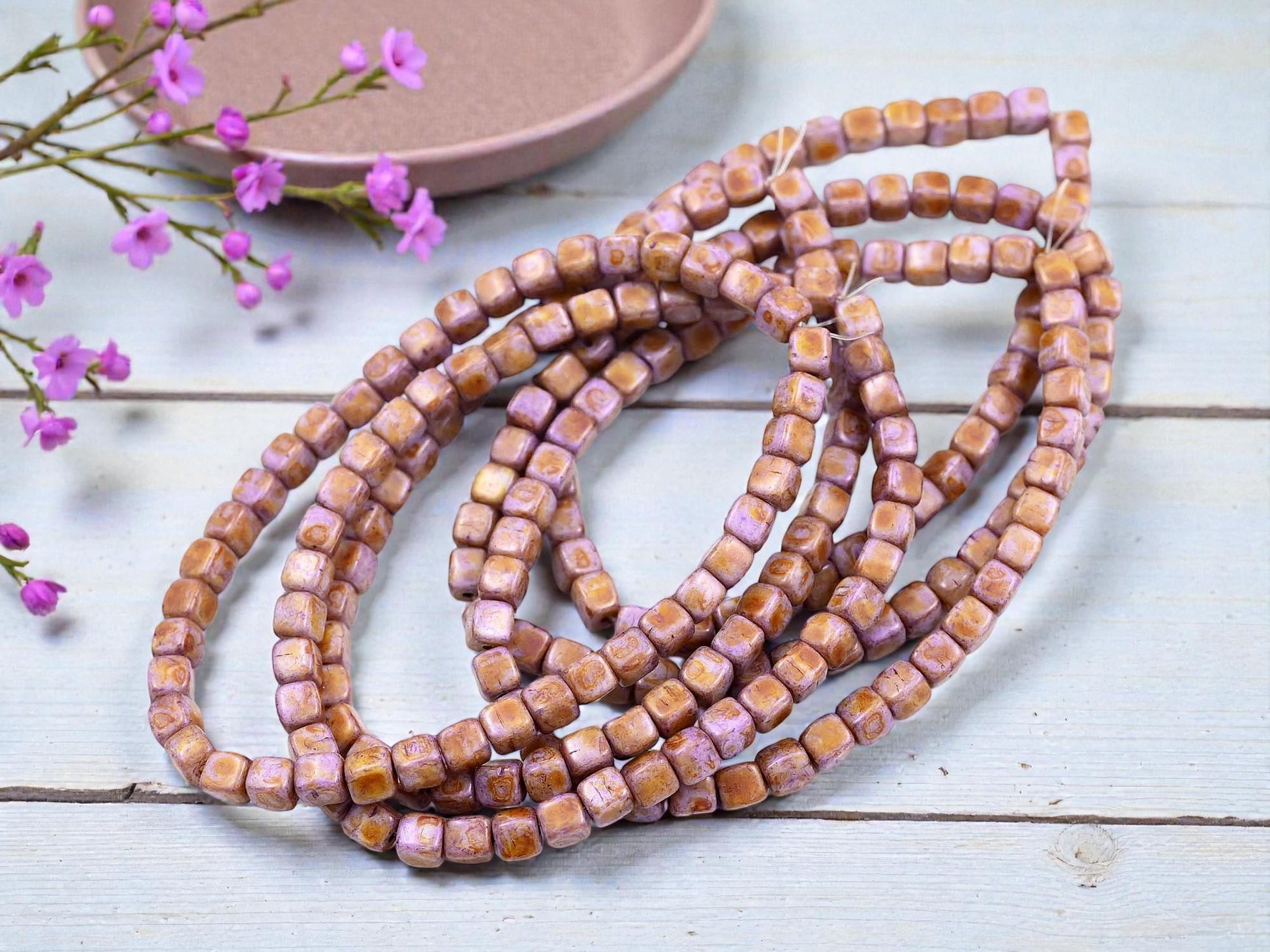 Czech Glass Cube Beads - Opaque Thistle Picasso - 4mm - 40pcs - (B741)