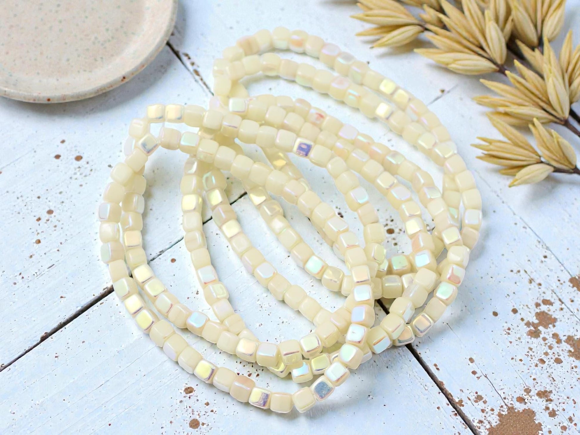 Czech Glass Cube Beads - Opaque Ivory AB - 4mm - 40pcs - (1409)