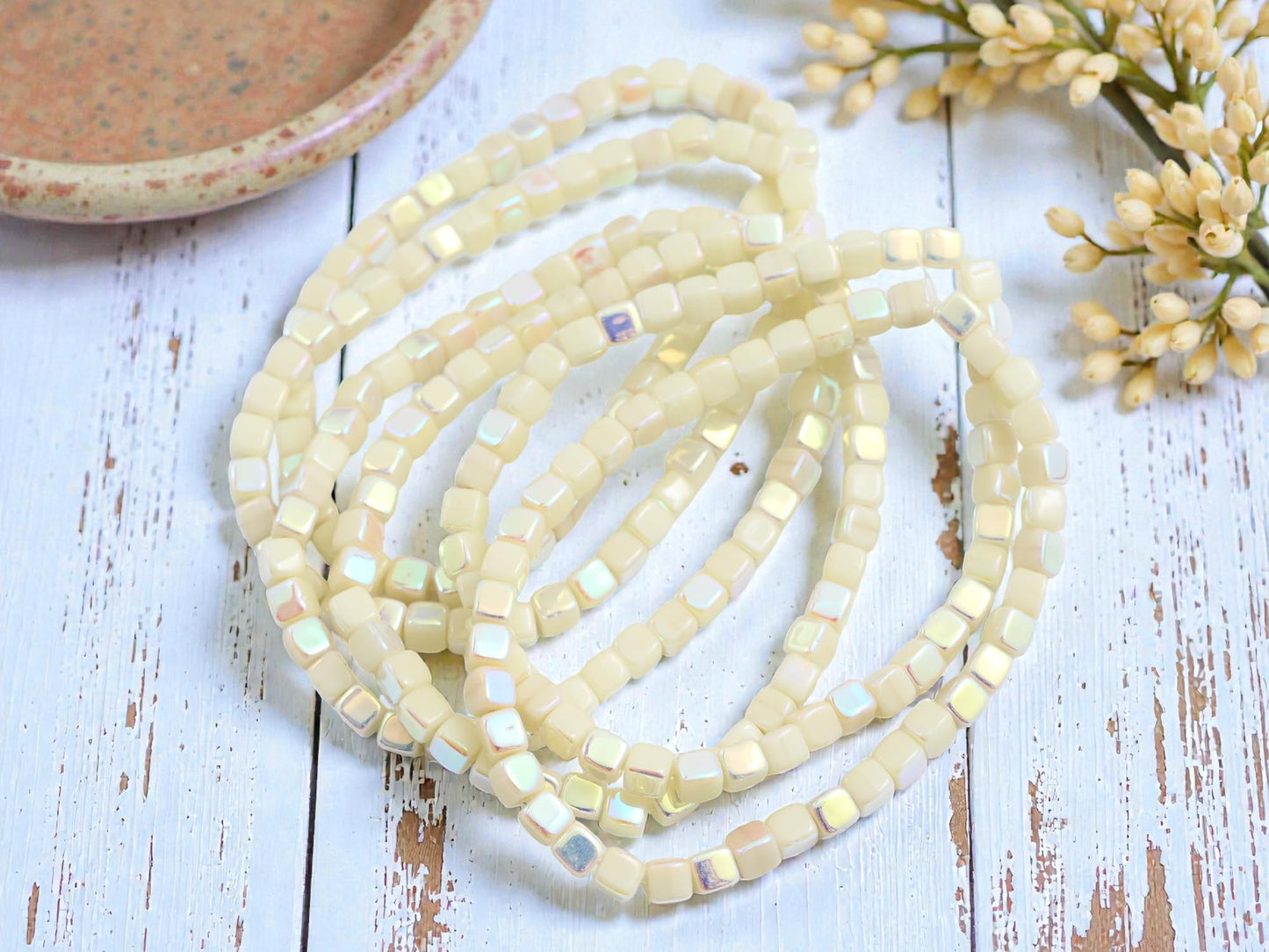 Czech Glass Cube Beads - Opaque Ivory AB - 4mm - 40pcs - (1409)