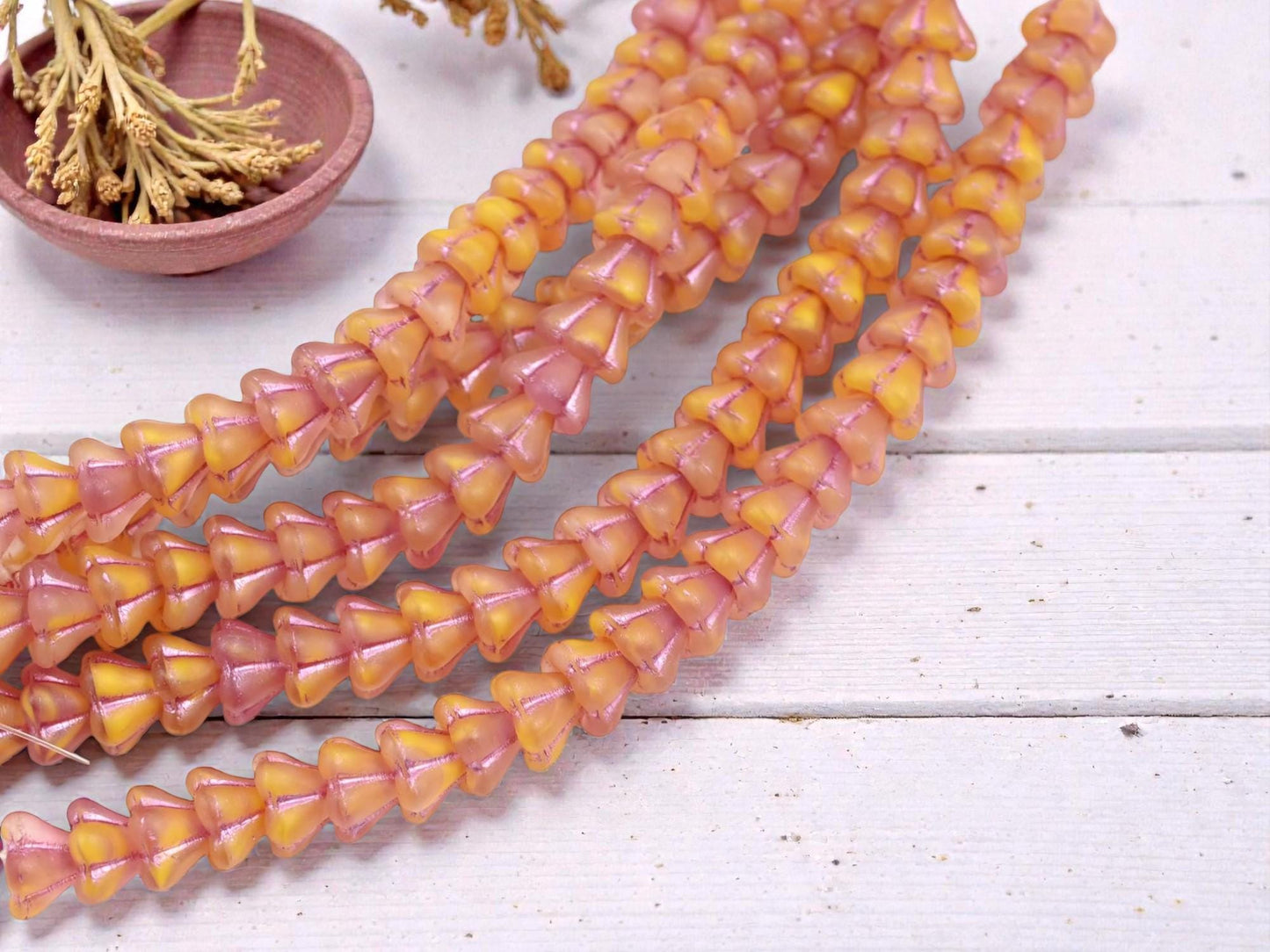 Czech Glass Beads - Bell Flower Beads - Czech Flower Beads - 6x8mm - 25pcs - (5306)