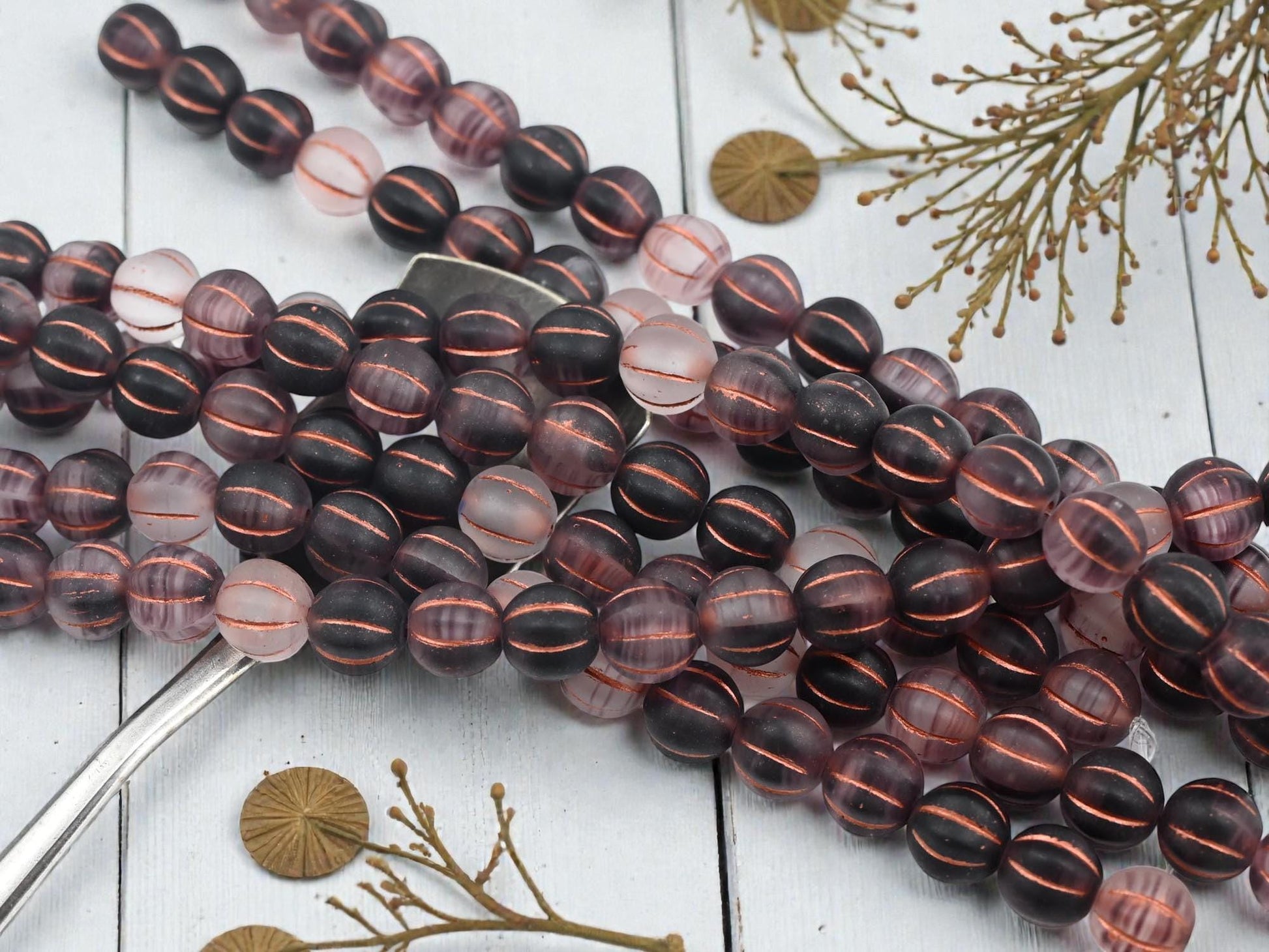 Melon Beads - Czech Glass Beads - Round Beads - 8mm - 16pcs - (1275)