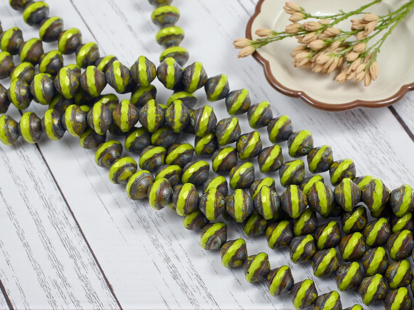 Czech Glass Beads - Saturn Beads - Picasso Beads - Old Stock Beads - 26pcs - 7x9mm - (4631)