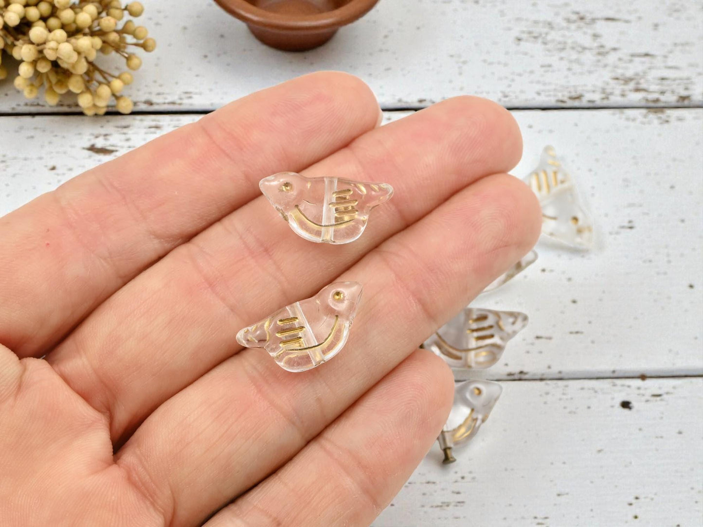 Gilded Crystal Clear Acrylic Bird Beads - Lightweight - 20x10x6mm - 12pcs - (A470)